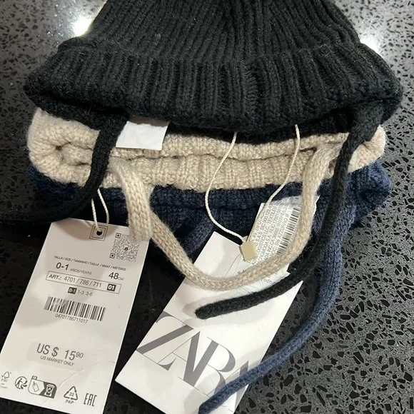 NWT Zara Baby Toddler Pom-Pom Knit Hat Bundle (3) - Black, Beige, and Navy - Picture 7 of 8